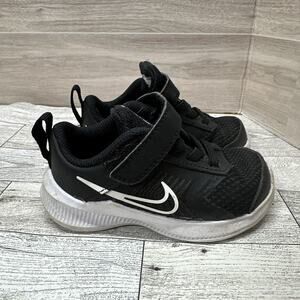 Nike Downshifter Black White Sneaker Size 5C